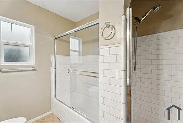 124 W 110th St — Photo 14