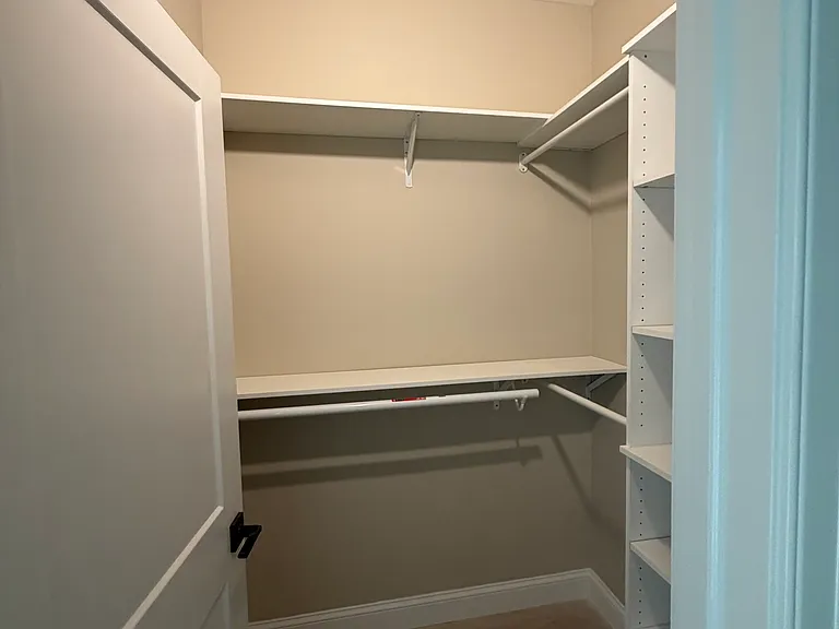 231 Highland Ave #6 — Photo 14