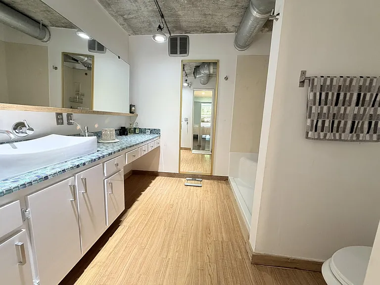 3503 Oaks Way #202 — Photo 16