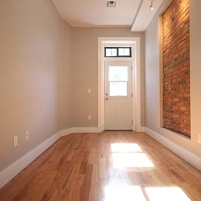 Rented by Nooklyn NYC LLC | media 41