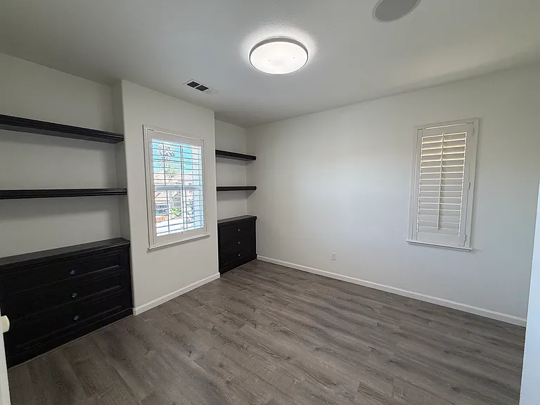2025 Bright Willow Cir — Photo 9