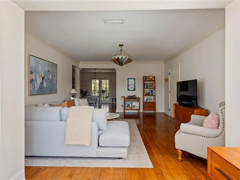 115 Peachtree Memorial Dr NW #C3 — Photo 12