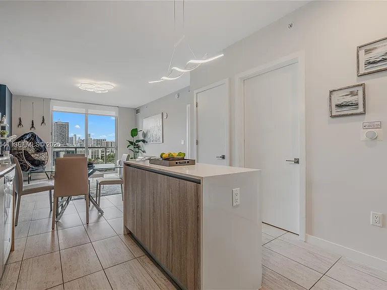 3900 Biscayne Blvd #S-904 — Photo 42