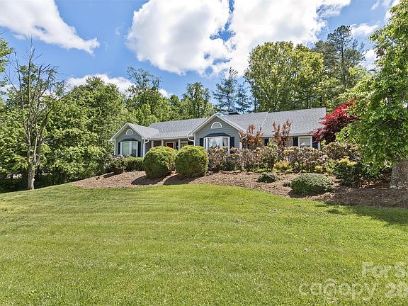 5th image of 10 Applecross Rd