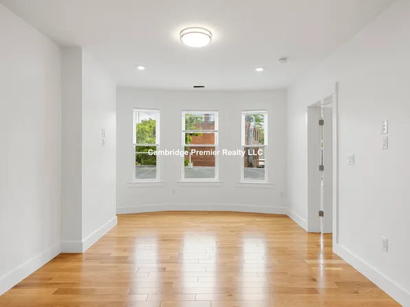 406 Columbia St, Cambridge, MA