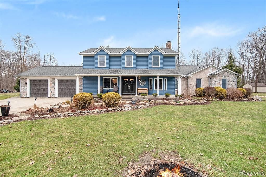 10183 Hawthorne Ln, Byron, MI 48418 Zillow