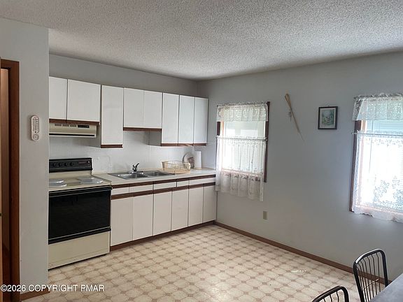 2nd image of 5603 Pembrook Dr