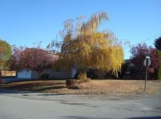 215 S Iowa Ave, East Wenatchee, WA 98802