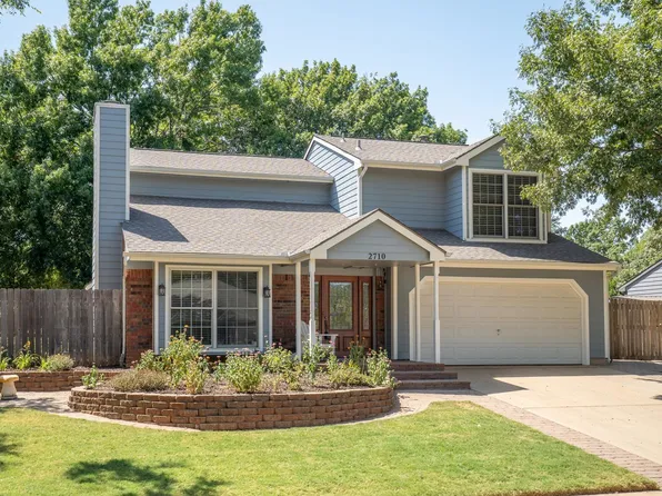 2710 Forestview Dr, Corinth, TX 76210