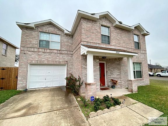 2nd image of 2702 Foxtail Palm Dr