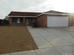 1416 Bedford Ave, Rosamond, CA 93560