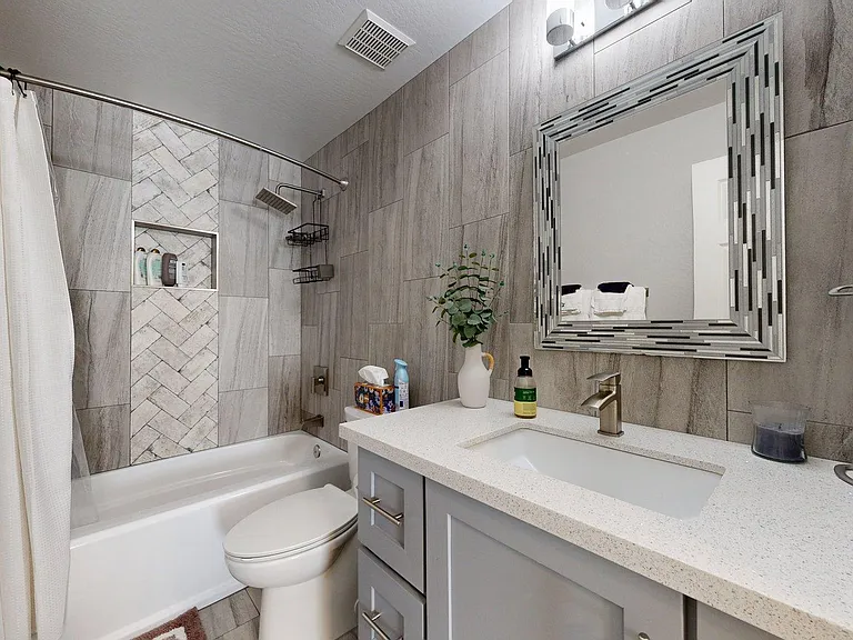 615 E Portland St #118 — Photo 18