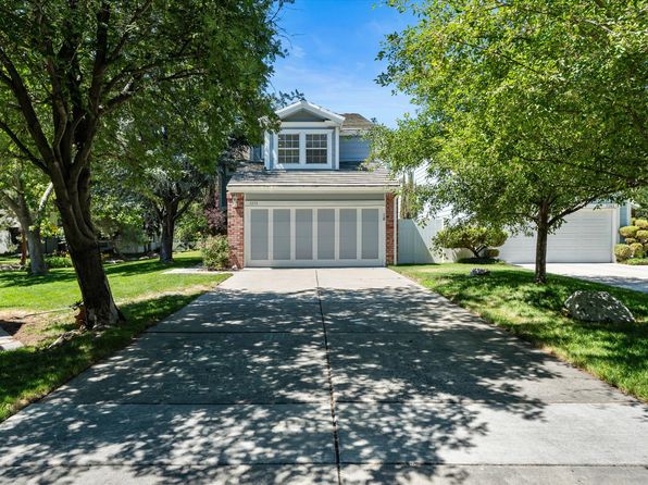 7273 Blue Falls Cir