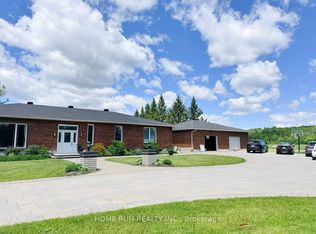 5705 Flag Station Rd, Ottawa, ON K4M1B4