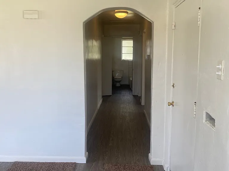 3492 Norris Dr S — Photo 9