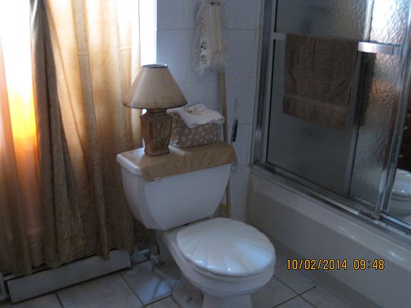 5th image of 302 Belmont Ave