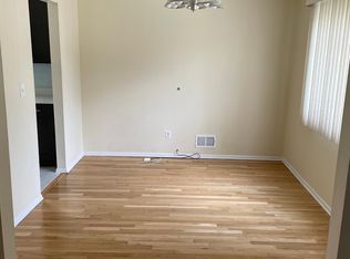 343 Central Ave APT 1, Metuchen, NJ 08840