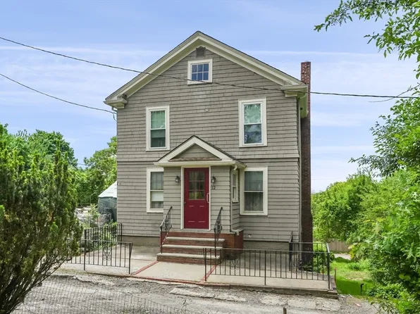 12 Bungalow Rd, Boston, MA 02132