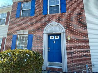 30 Bernards Rd, Merrimack, NH 03054