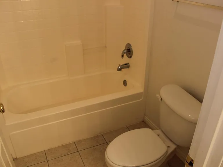14501 Flower Crest Ave — Photo 11