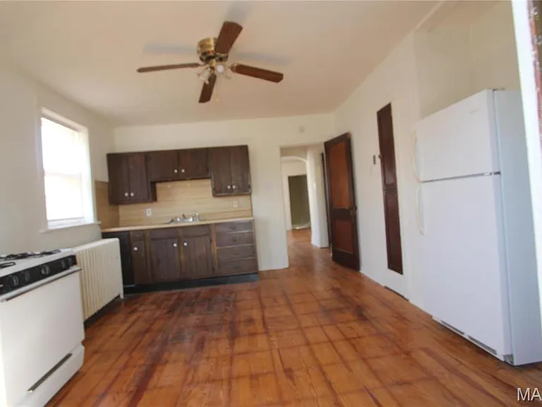 5424 Rhodes Ave #2F — Photo 4