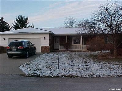 1st image of 115 Westwood Dr