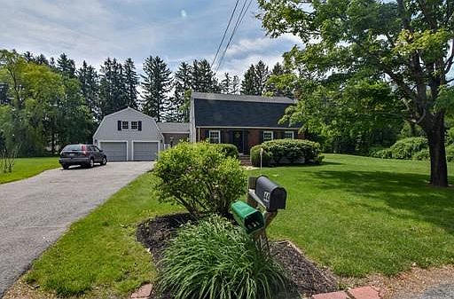 1st image of 44 Marian Dr