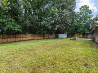 216 Audubon Dr, Jacksonville, NC 28546