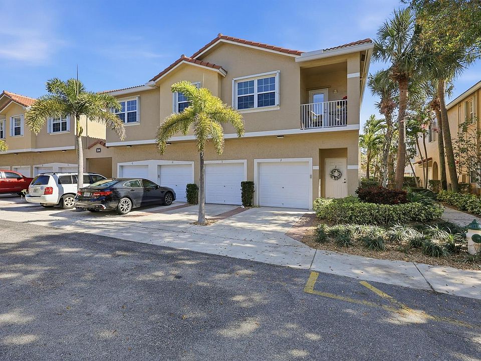 1st image of 114 Lighthouse Cir APT J