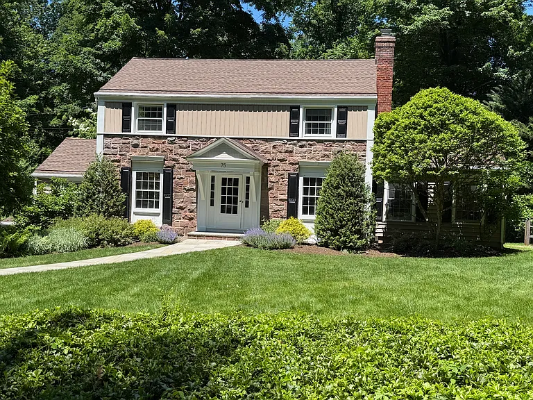 75 Club Dr — Photo 18