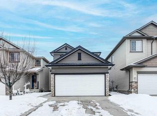 20 W Bridlecrest Ct SW, Calgary, AB T2Y 5J3
