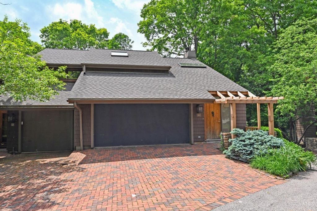 Real estate listing image