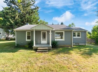 209 Claridon Rd, Chardon, OH 44024