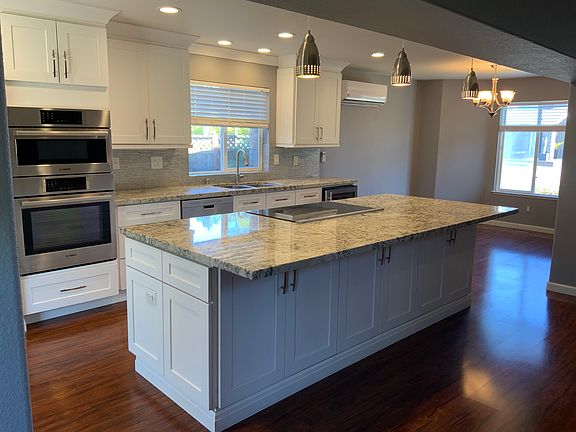 2nd image of 133 Paradise Dr