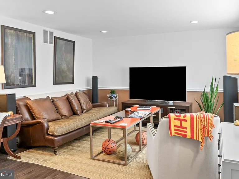 8113 Loving Forest Ct — Photo 9