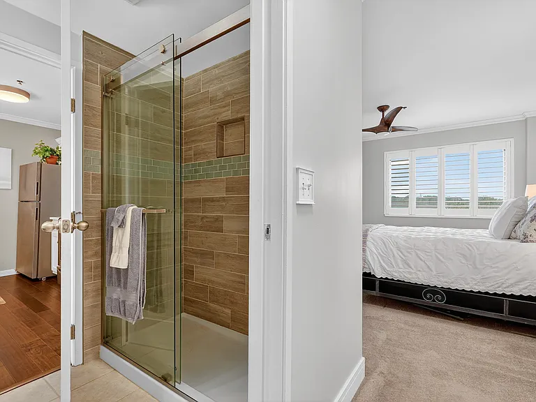 148 Breakwater Dr #605 — Photo 24