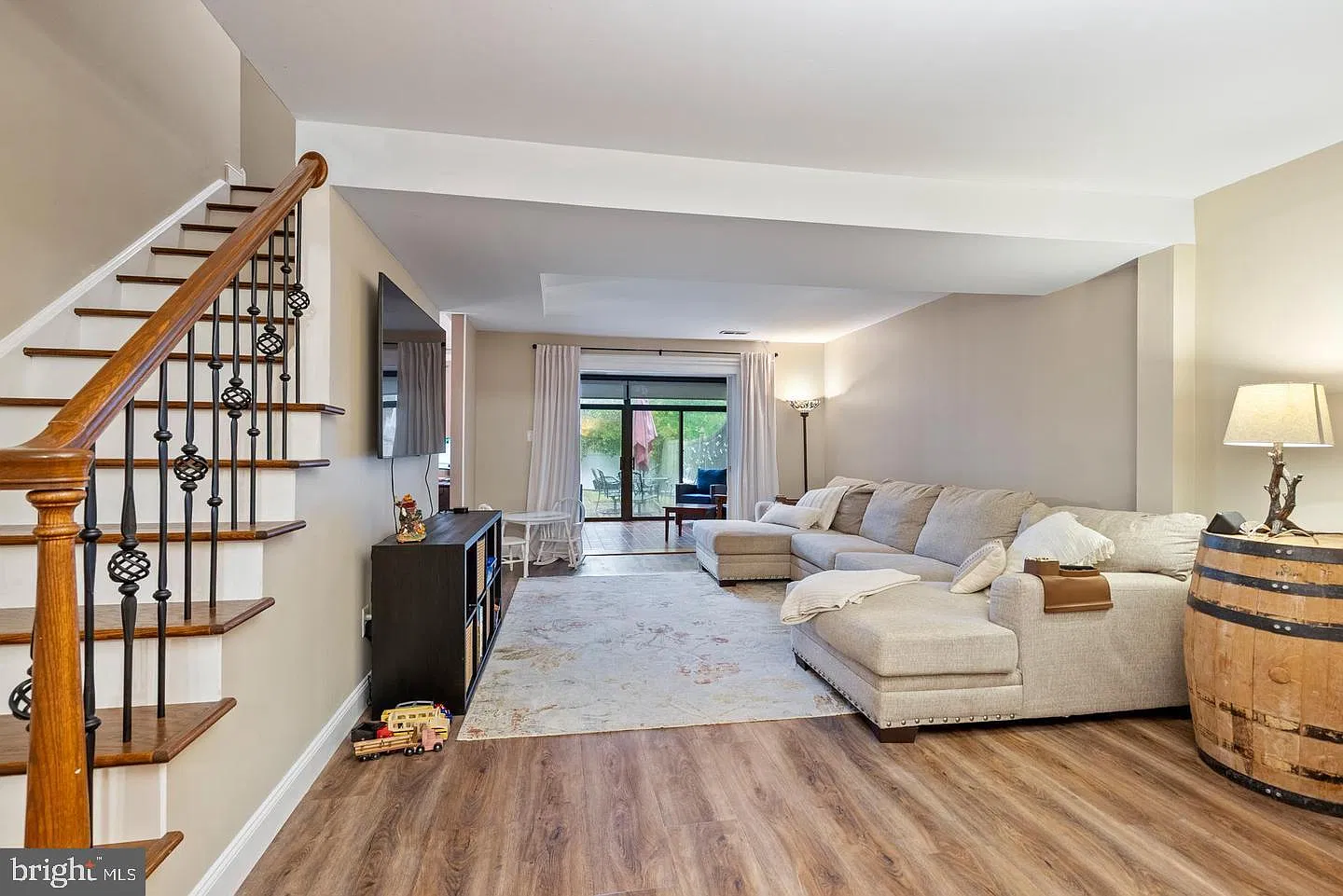 3 bed, 2.5 bath, 1786 sqft, $3,200 — Photo 3