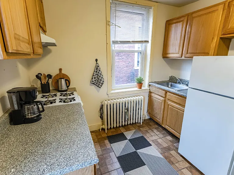 3916 Pine St #3 — Photo 5