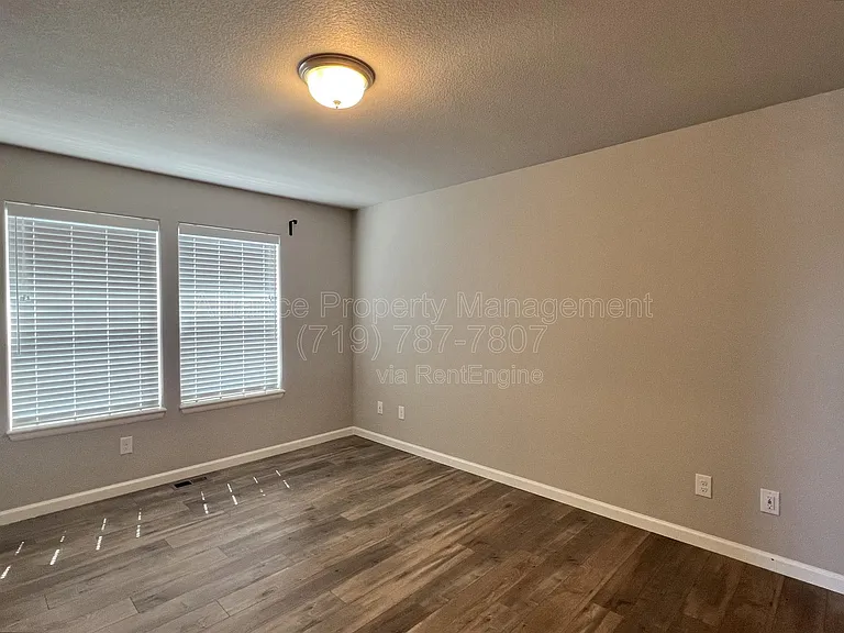 4471 Allenite Point — Photo 10