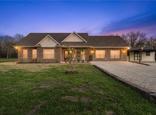 4452 E Old Axtell Rd, Axtell, TX 76624
