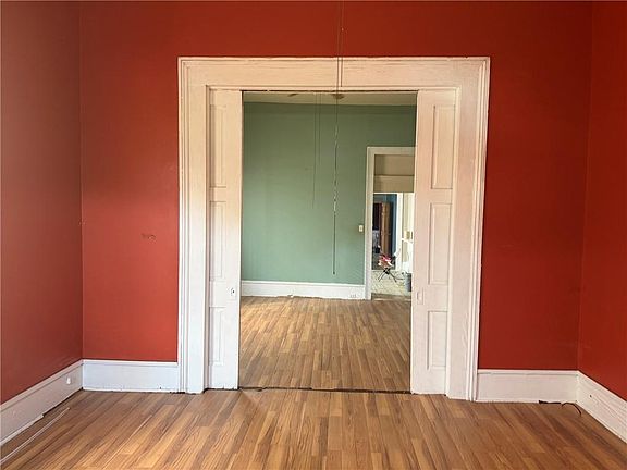 4th image of 928-30 N Miro St