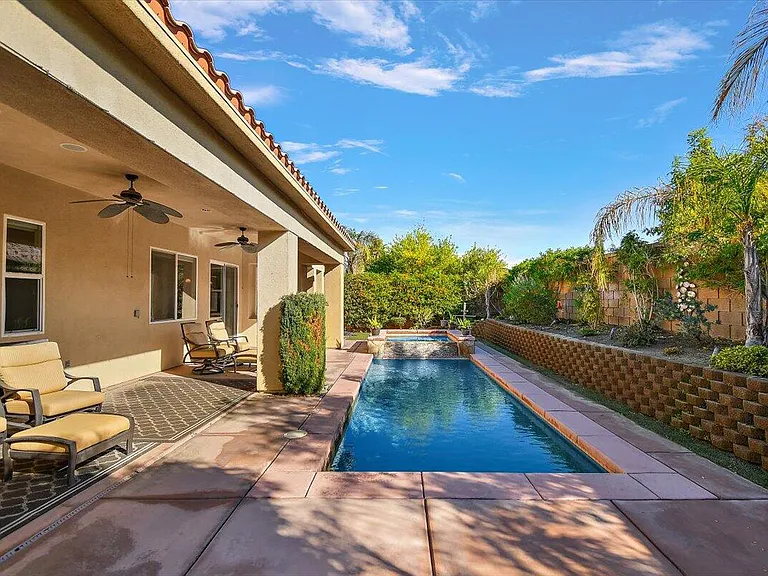 80215 Queensboro Dr #80215 — Photo 36