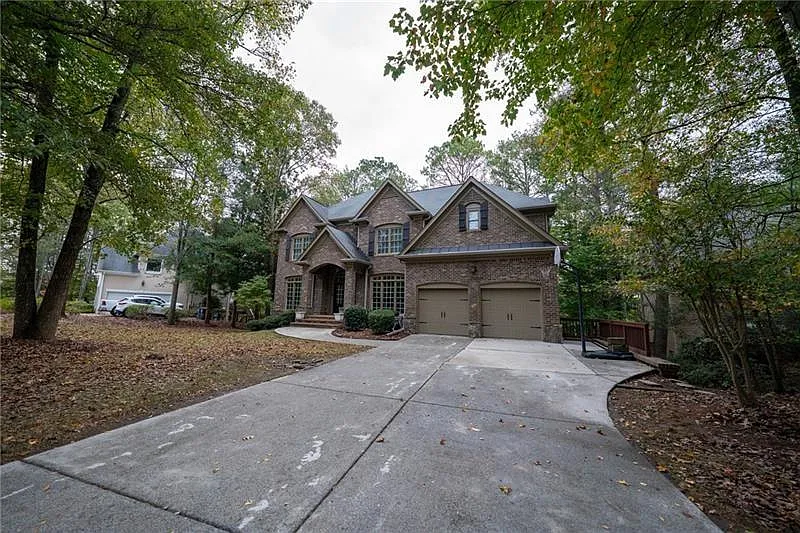 1949 Point River Dr