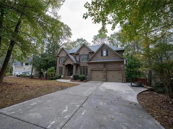 1949 Point River Dr, Duluth, GA 30097