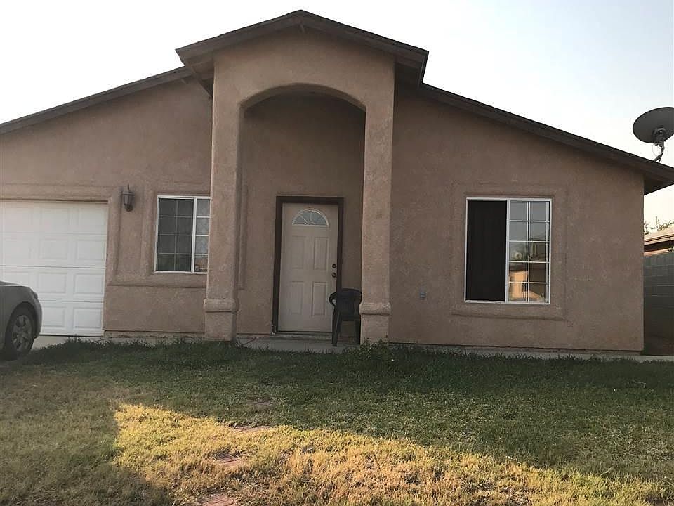 1st image of 195 E Genevive St