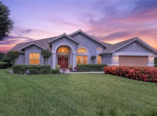 11690 Pinewood Lakes DR, FORT MYERS, FL 33913