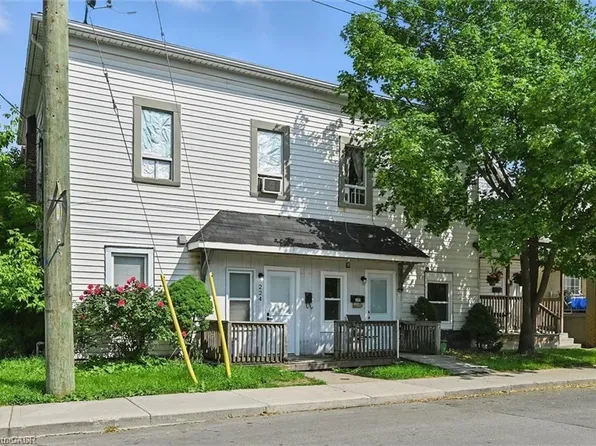 224 Rosslyn Ave N, Hamilton, ON L8L 7P7