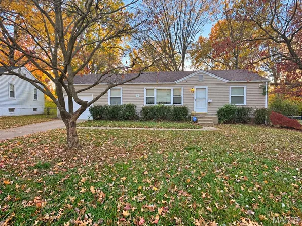 1234 Hoyt Dr, Saint Louis, MO 63137