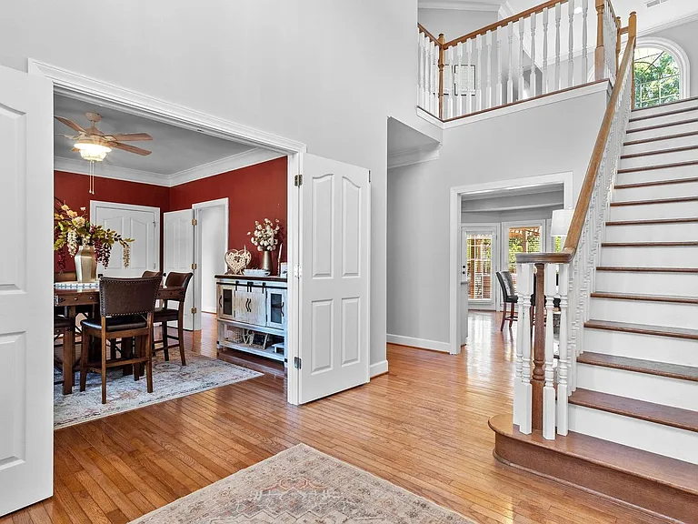 1210 Auxford Ave — Photo 4