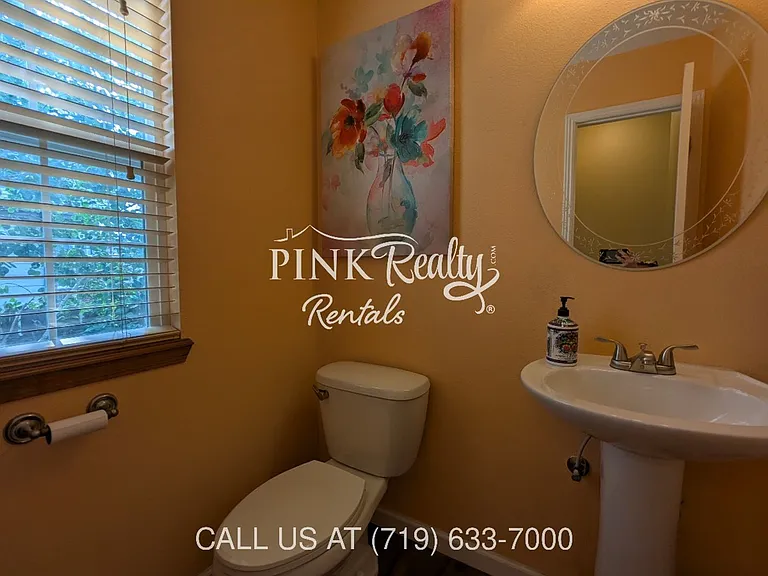 8560 Avens Cir — Photo 34